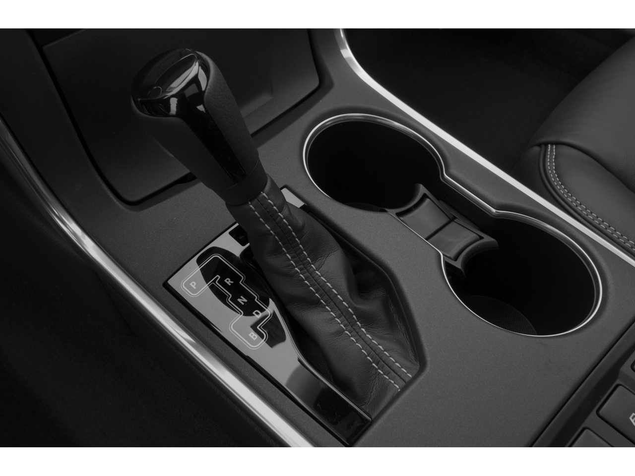 2015 Toyota Camry Hybrid 4dr Sdn XLE