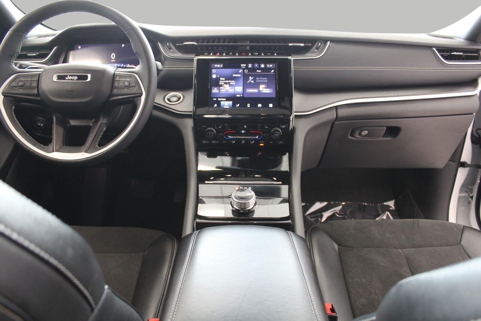 2023 Jeep Grand Cherokee L Altitude 4x4