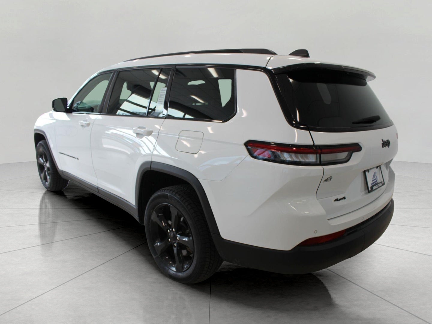 2023 Jeep Grand Cherokee L Altitude 4x4