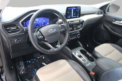 2022 Ford Escape Titanium AWD