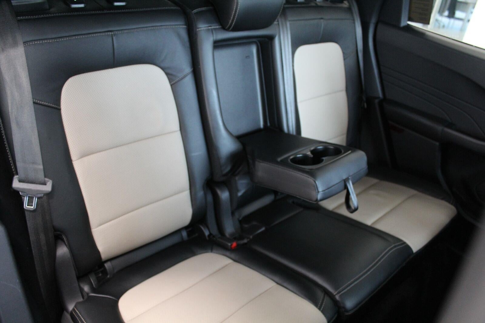 2022 Ford Escape Titanium AWD