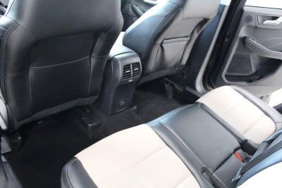 2022 Ford Escape Titanium AWD