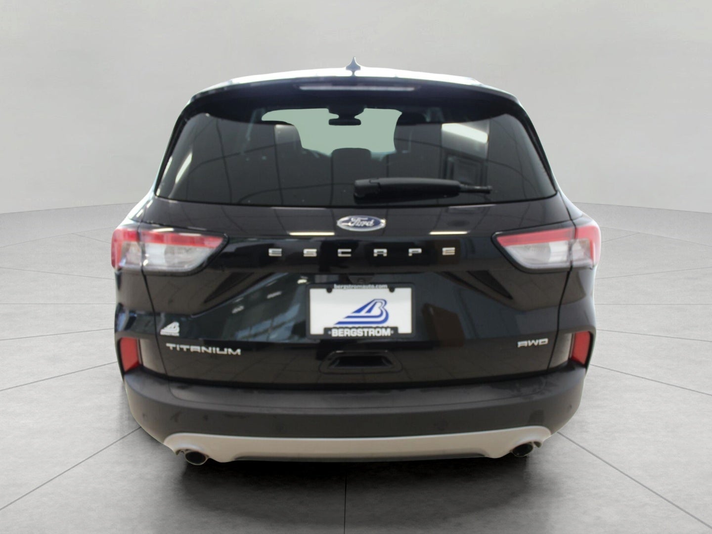 2022 Ford Escape Titanium AWD