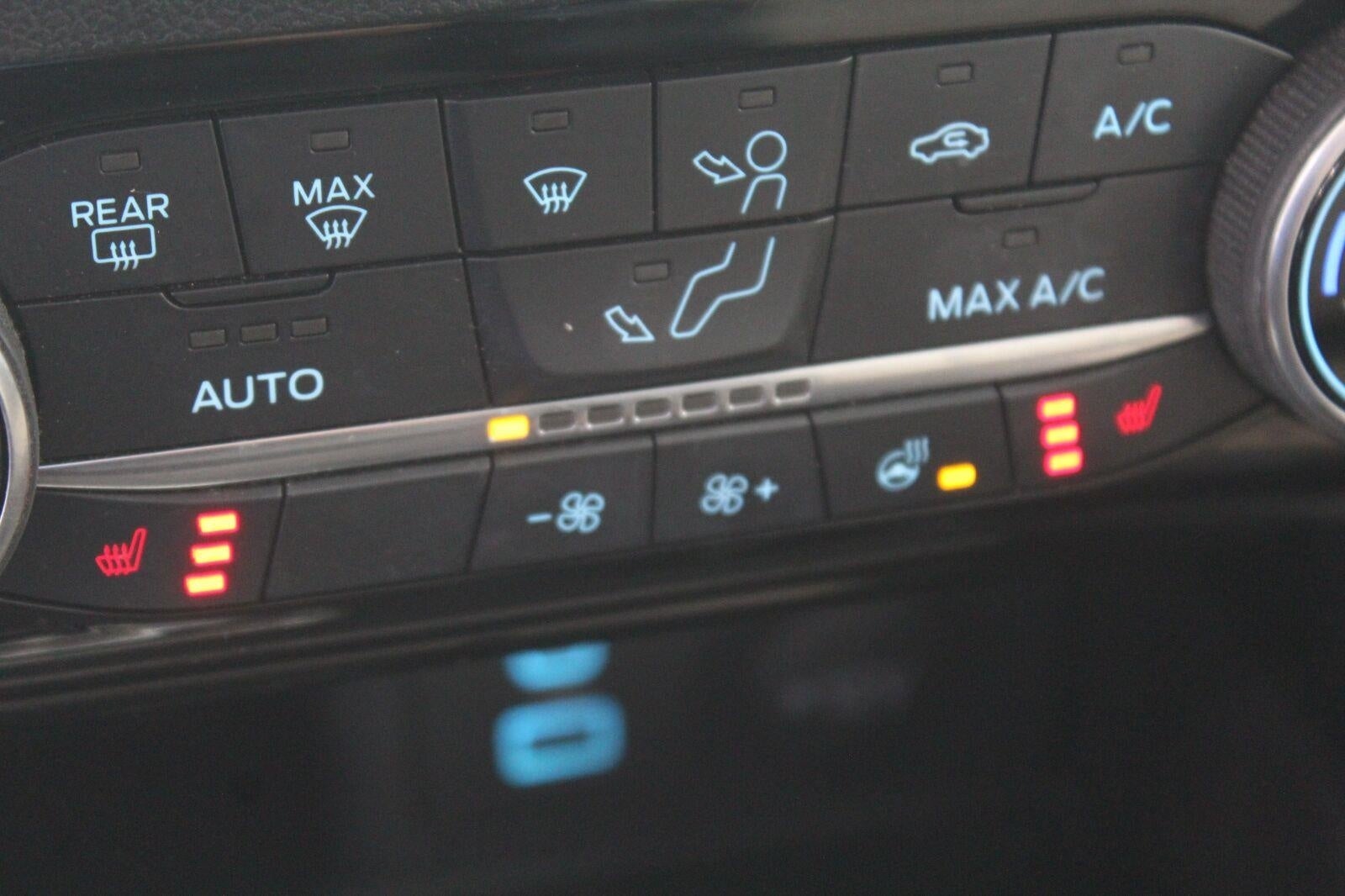 2022 Ford Escape Titanium AWD