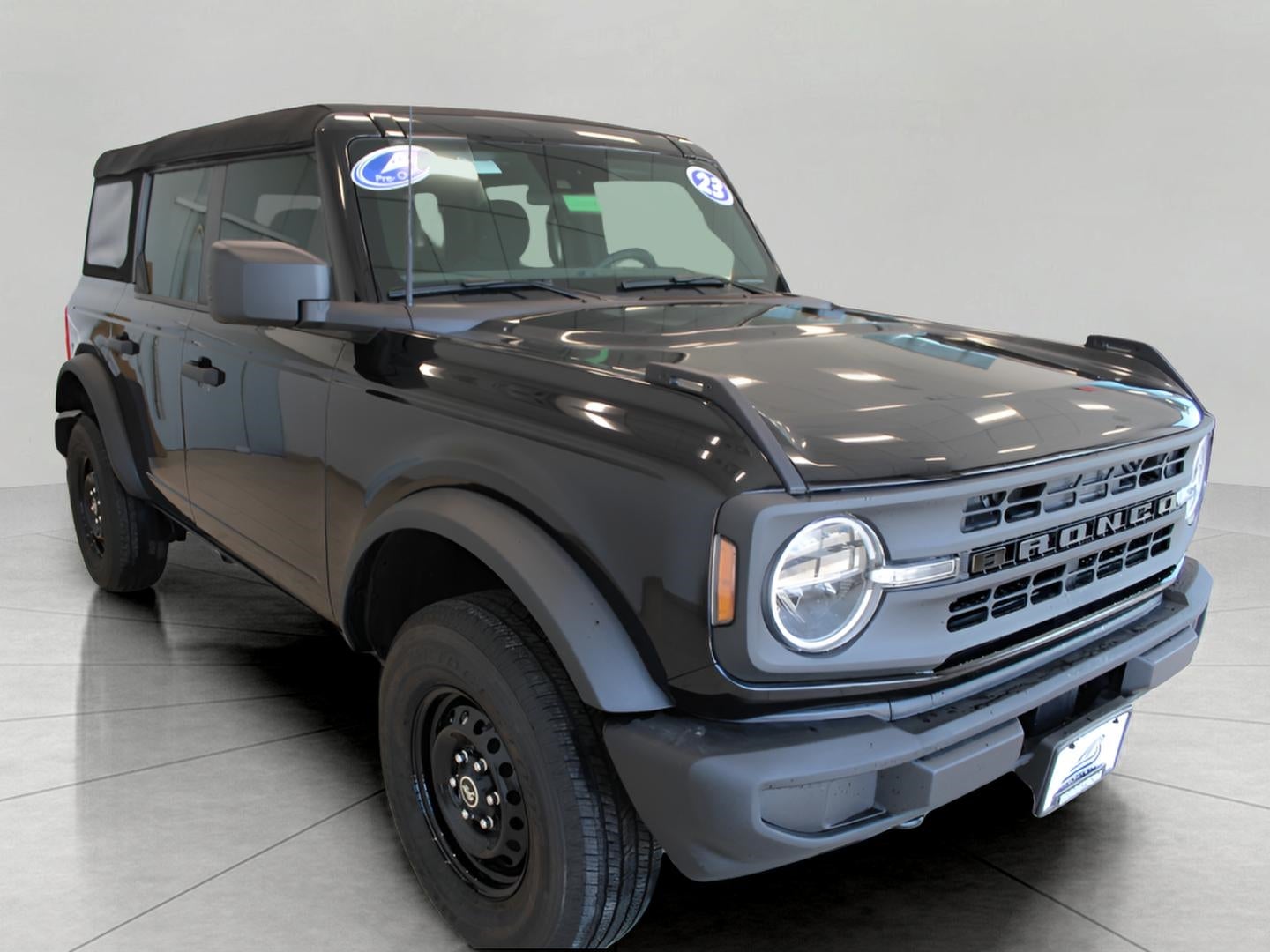 2023 Ford Bronco Base 4 Door 4x4