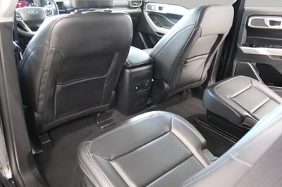 2023 Ford Explorer XLT 4WD