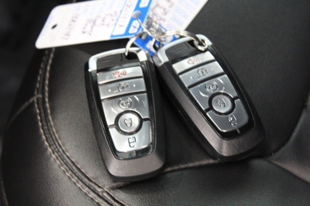 2023 Ford Explorer XLT 4WD