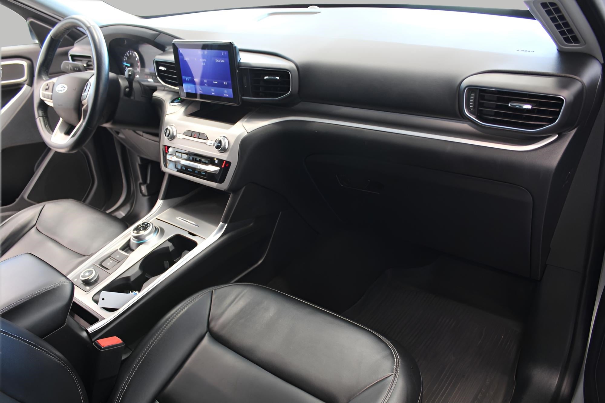 2021 Ford Explorer XLT 4WD