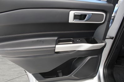 2021 Ford Explorer XLT 4WD