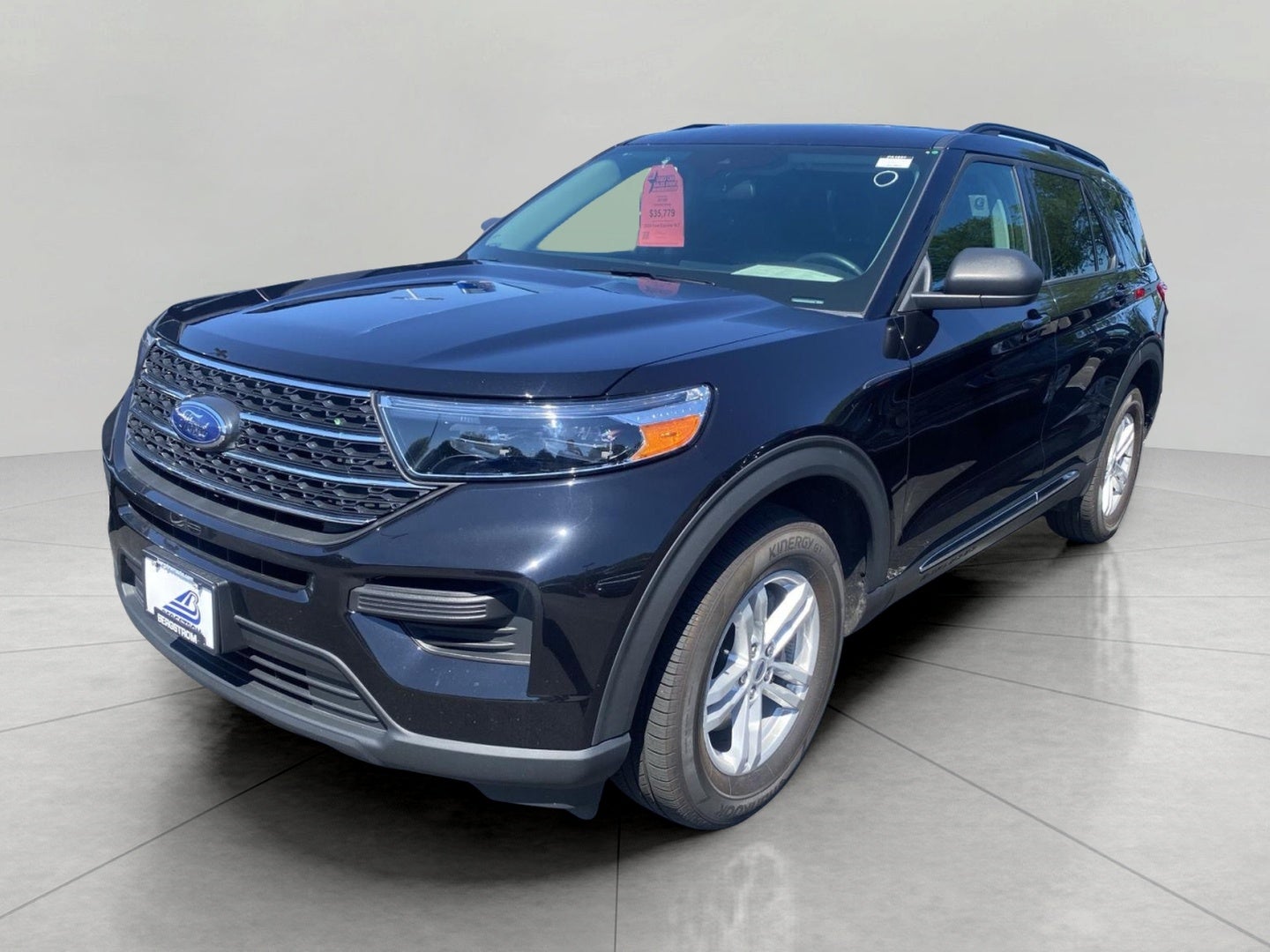 2024 Ford Explorer XLT 4WD
