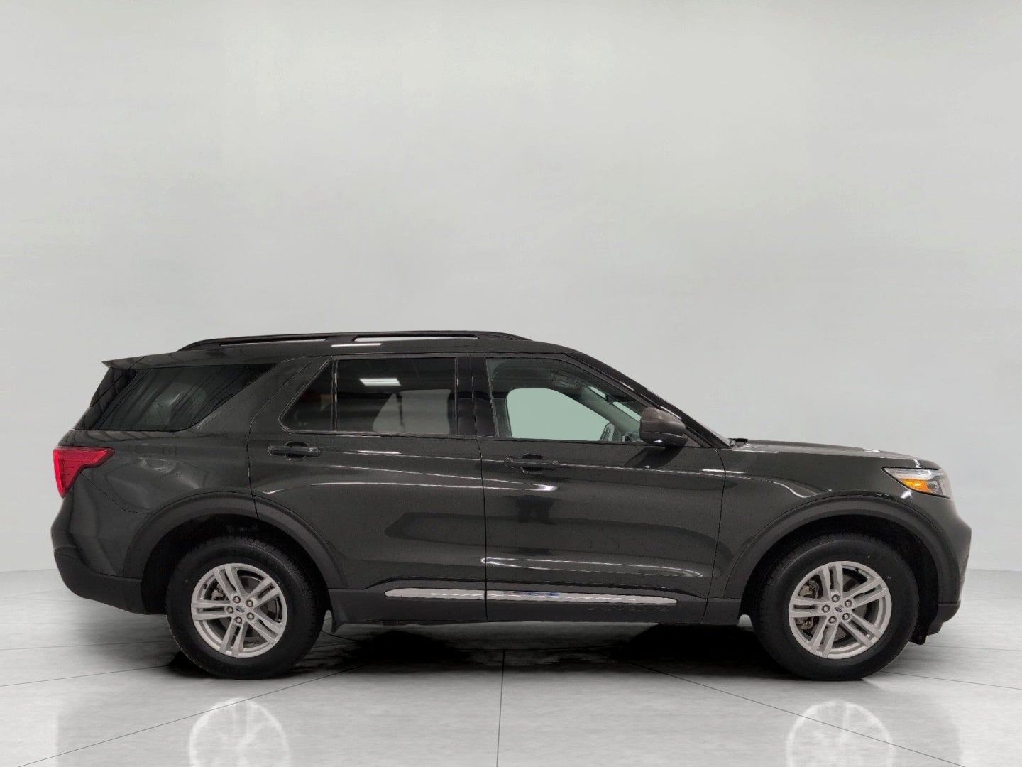 2024 Ford Explorer XLT 4WD