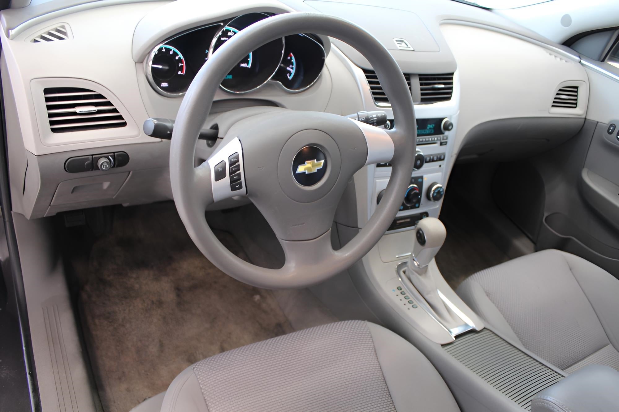 2011 Chevrolet Malibu 4dr Sdn LS w/1LS
