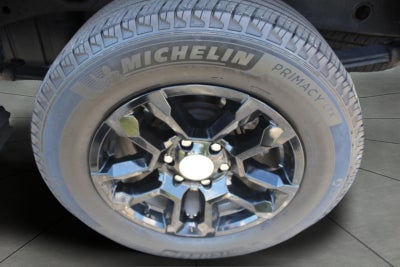 2022 Chevrolet Silverado 1500 4WD Crew Cab 147 LT w/2FL