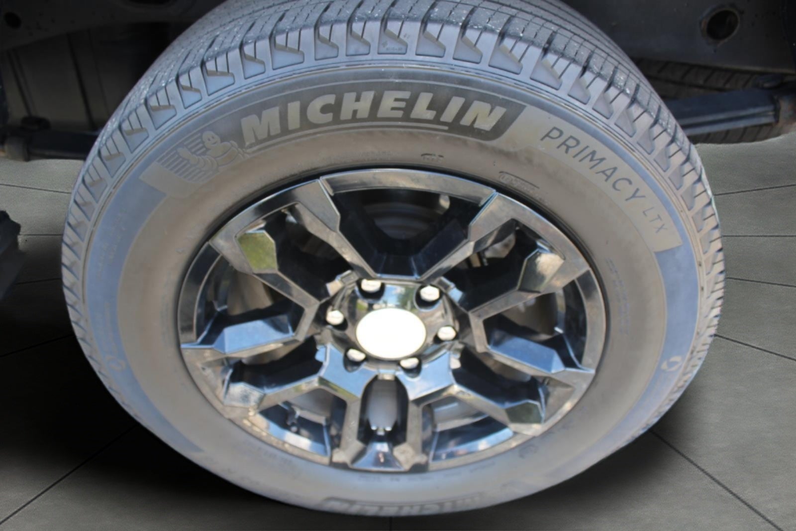 2022 Chevrolet Silverado 1500 4WD Crew Cab 147 LT w/2FL