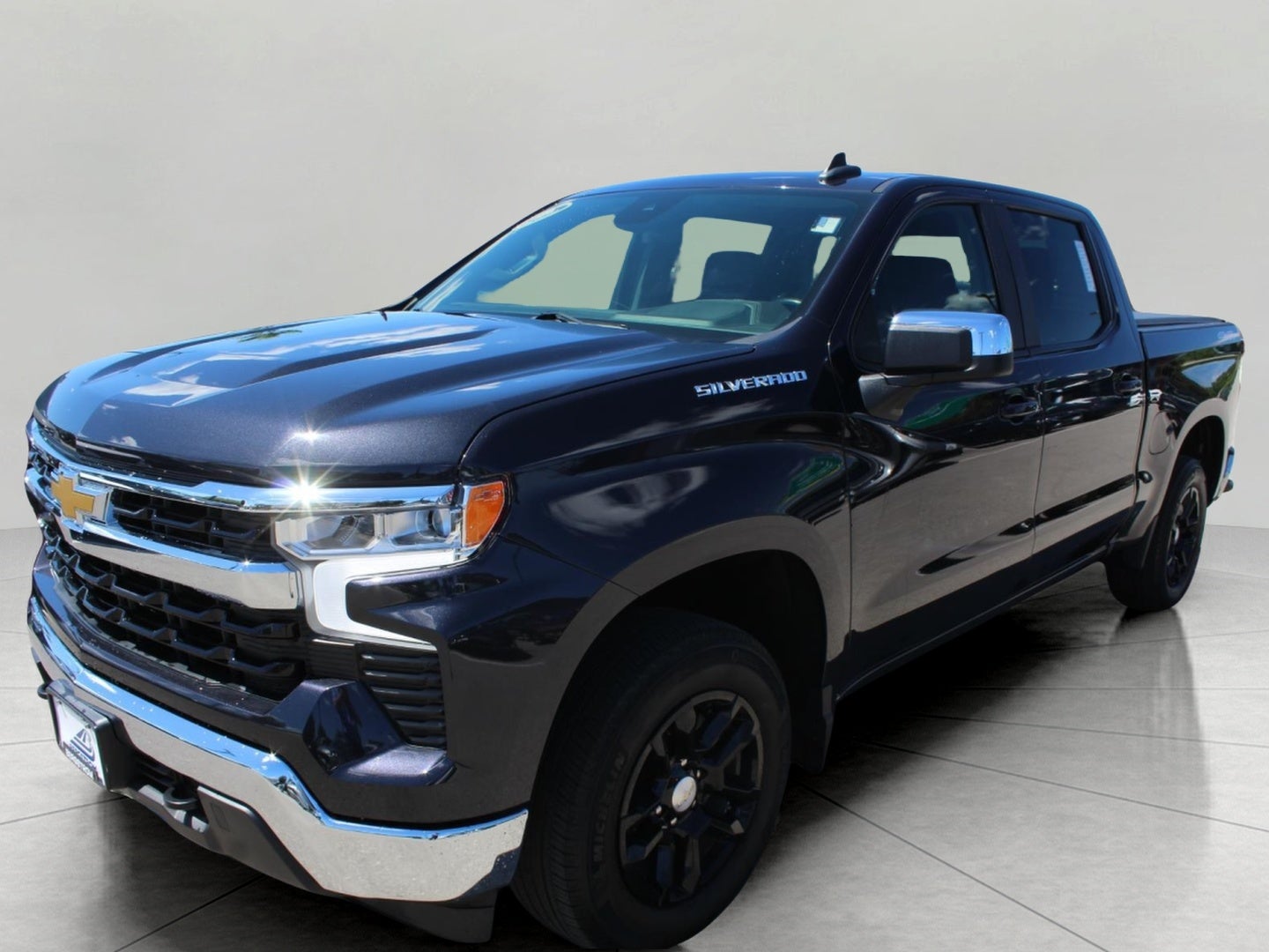 2022 Chevrolet Silverado 1500 4WD Crew Cab 147 LT w/2FL