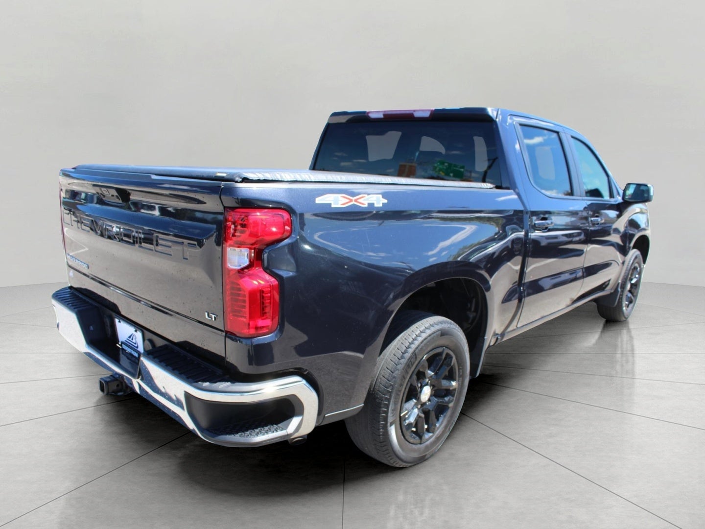 2022 Chevrolet Silverado 1500 4WD Crew Cab 147 LT w/2FL