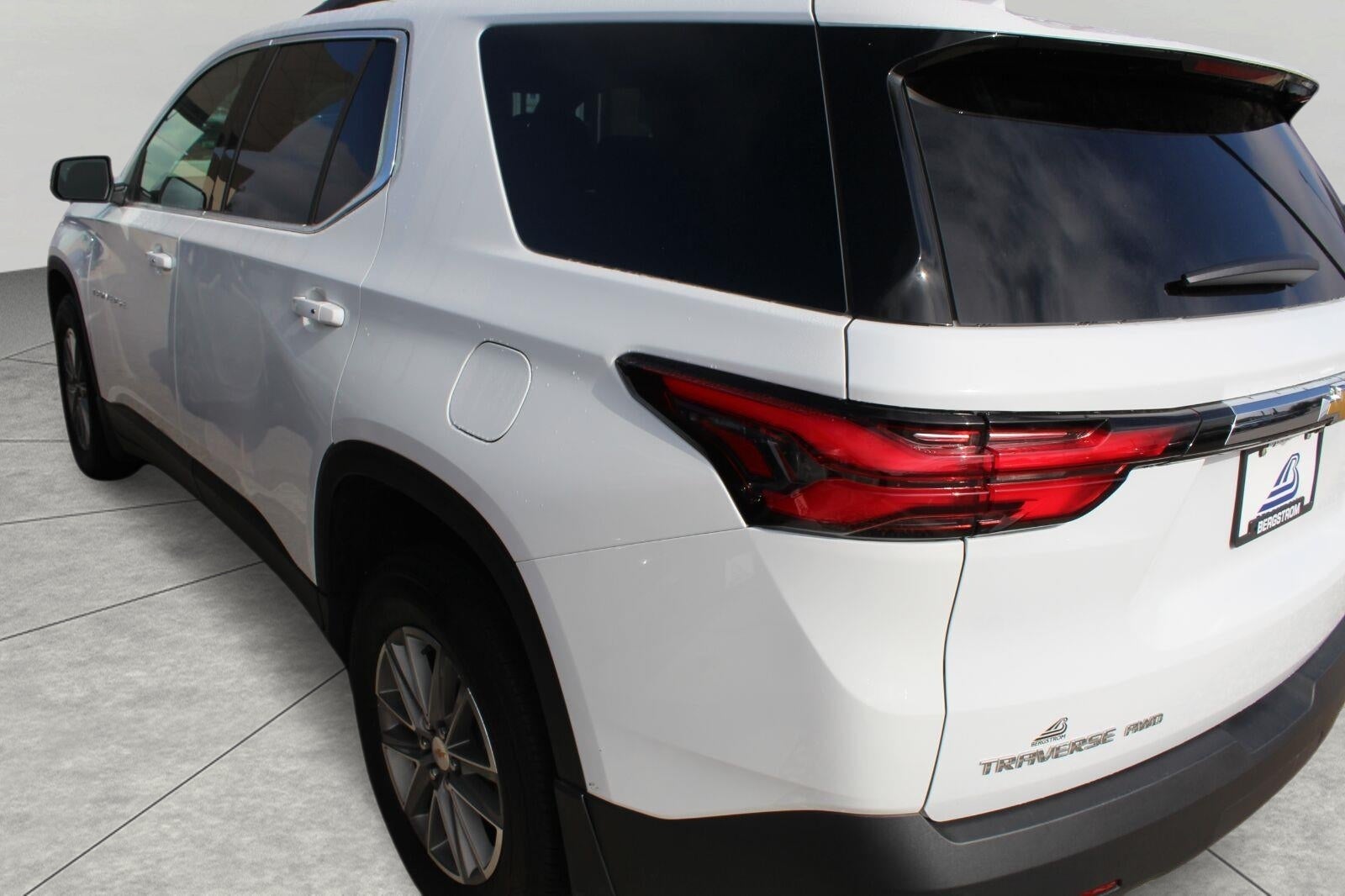2023 Chevrolet Traverse AWD 4dr LT Cloth w/1LT