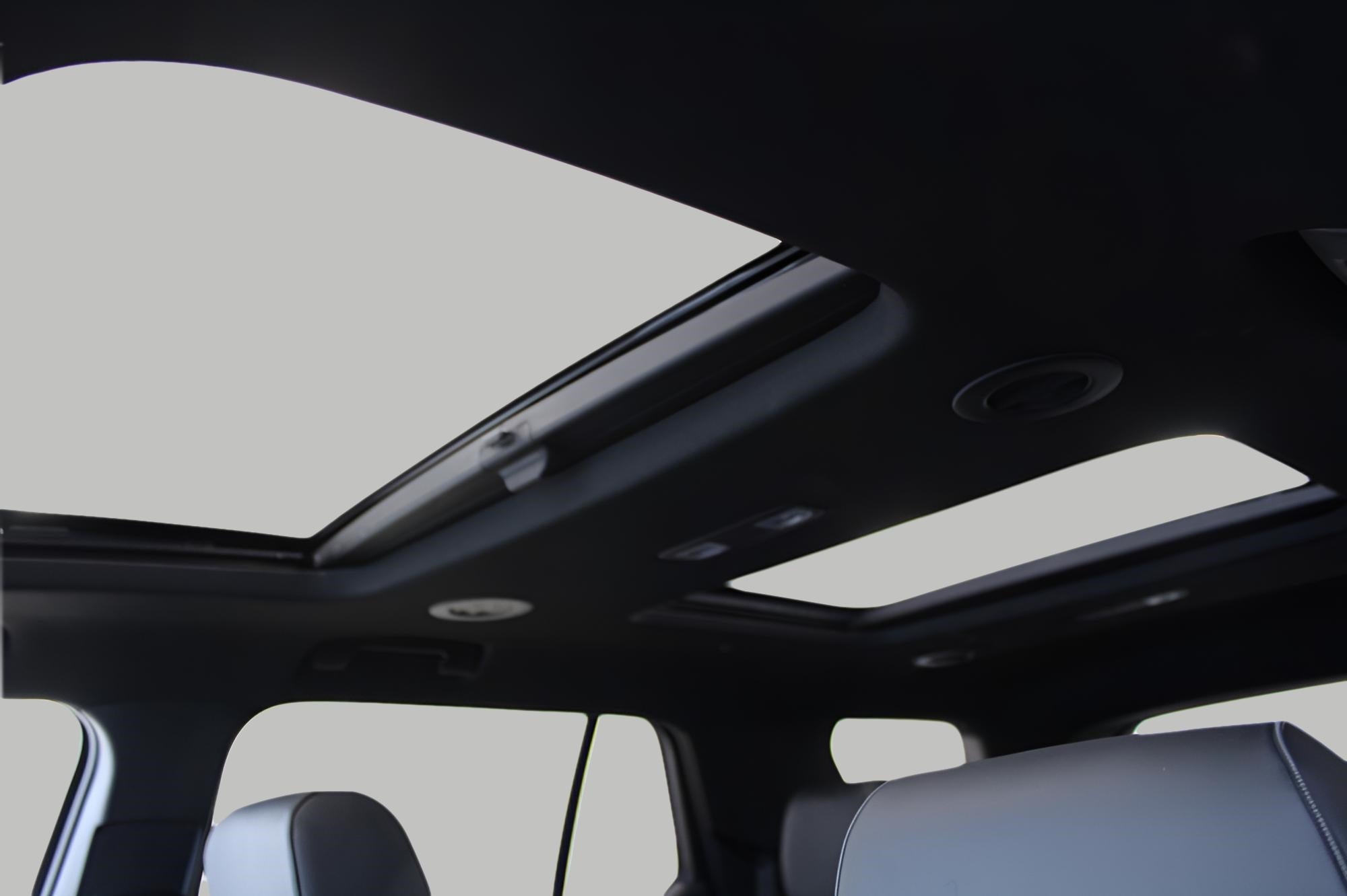 2023 Chevrolet Traverse AWD 4dr RS