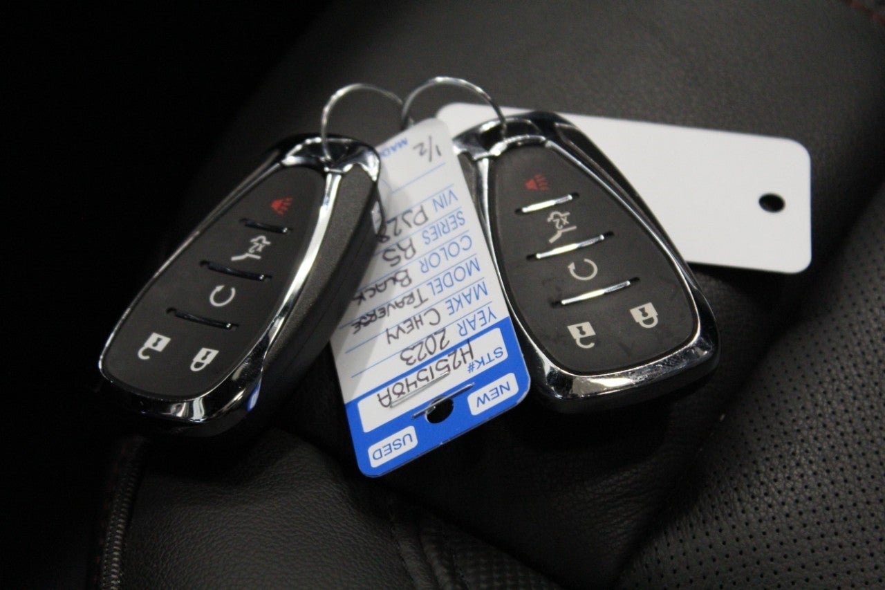 2023 Chevrolet Traverse AWD 4dr RS