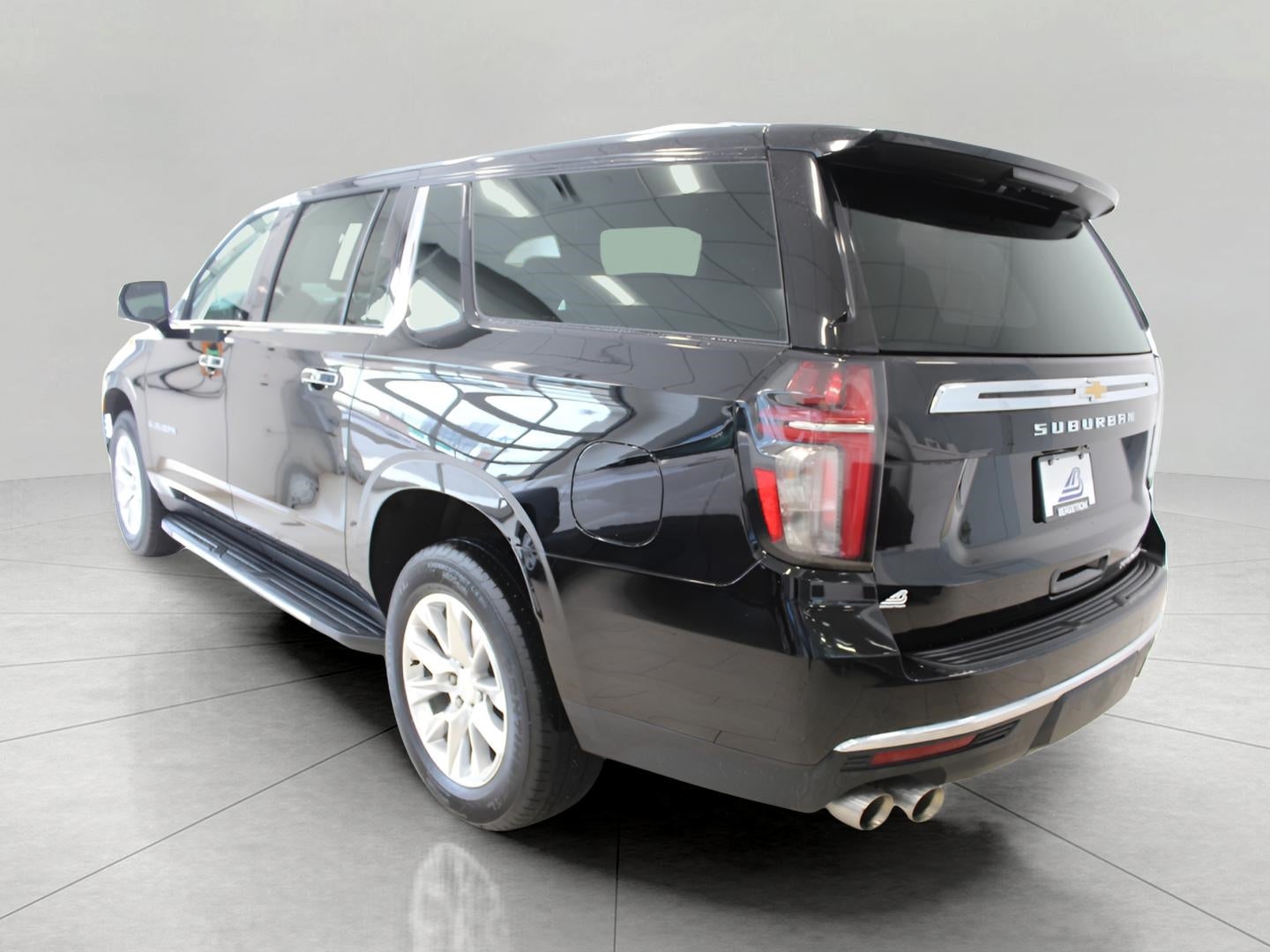 2024 Chevrolet Suburban 4WD 4dr Premier