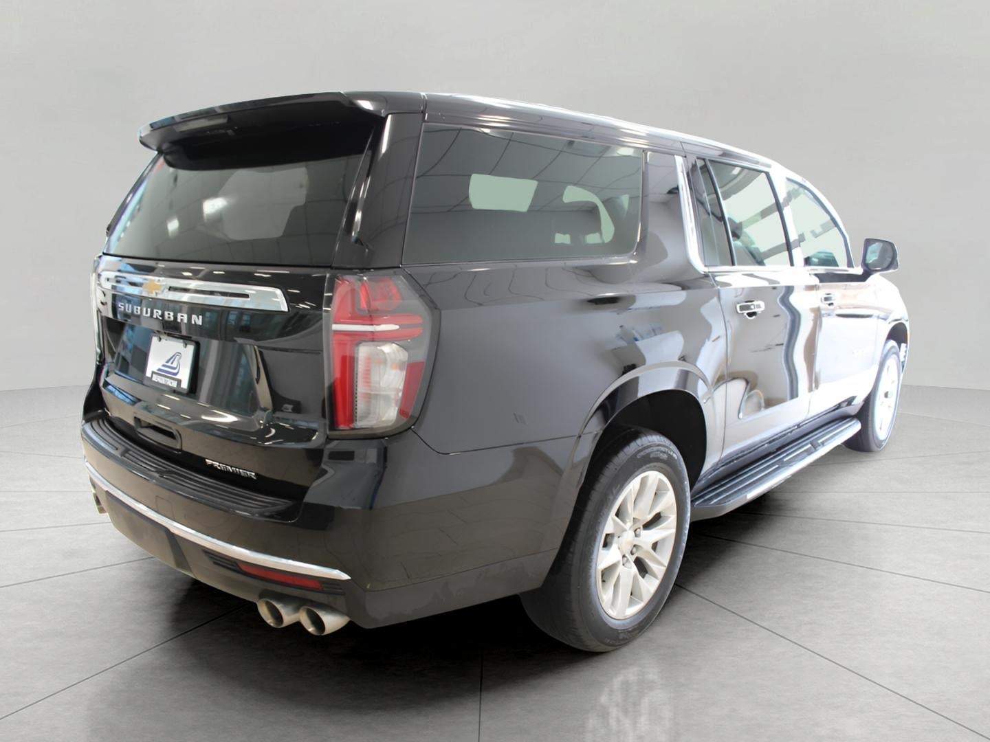 2024 Chevrolet Suburban 4WD 4dr Premier