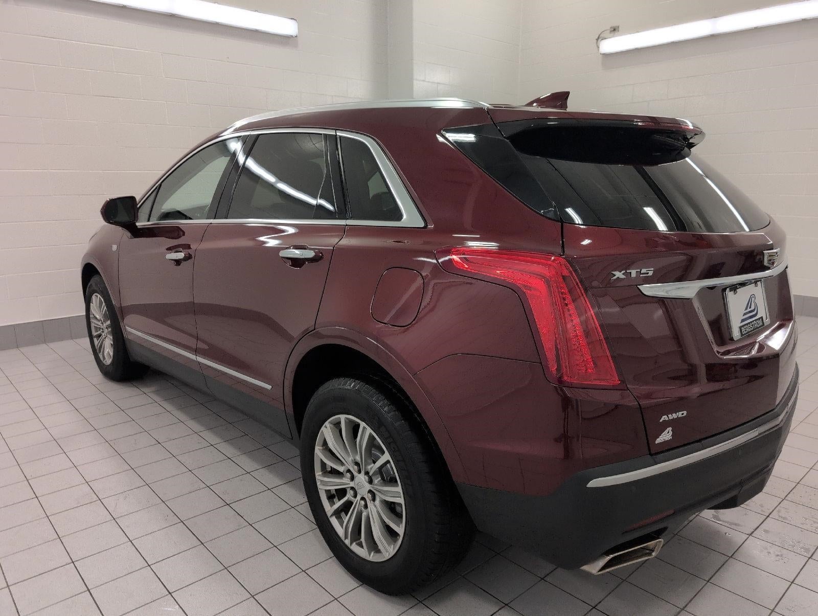 2017 Cadillac XT5 AWD 4dr Luxury