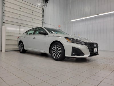 2025 Nissan Altima SV FWD