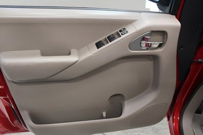 2012 Nissan FRONTIER CREW CAB