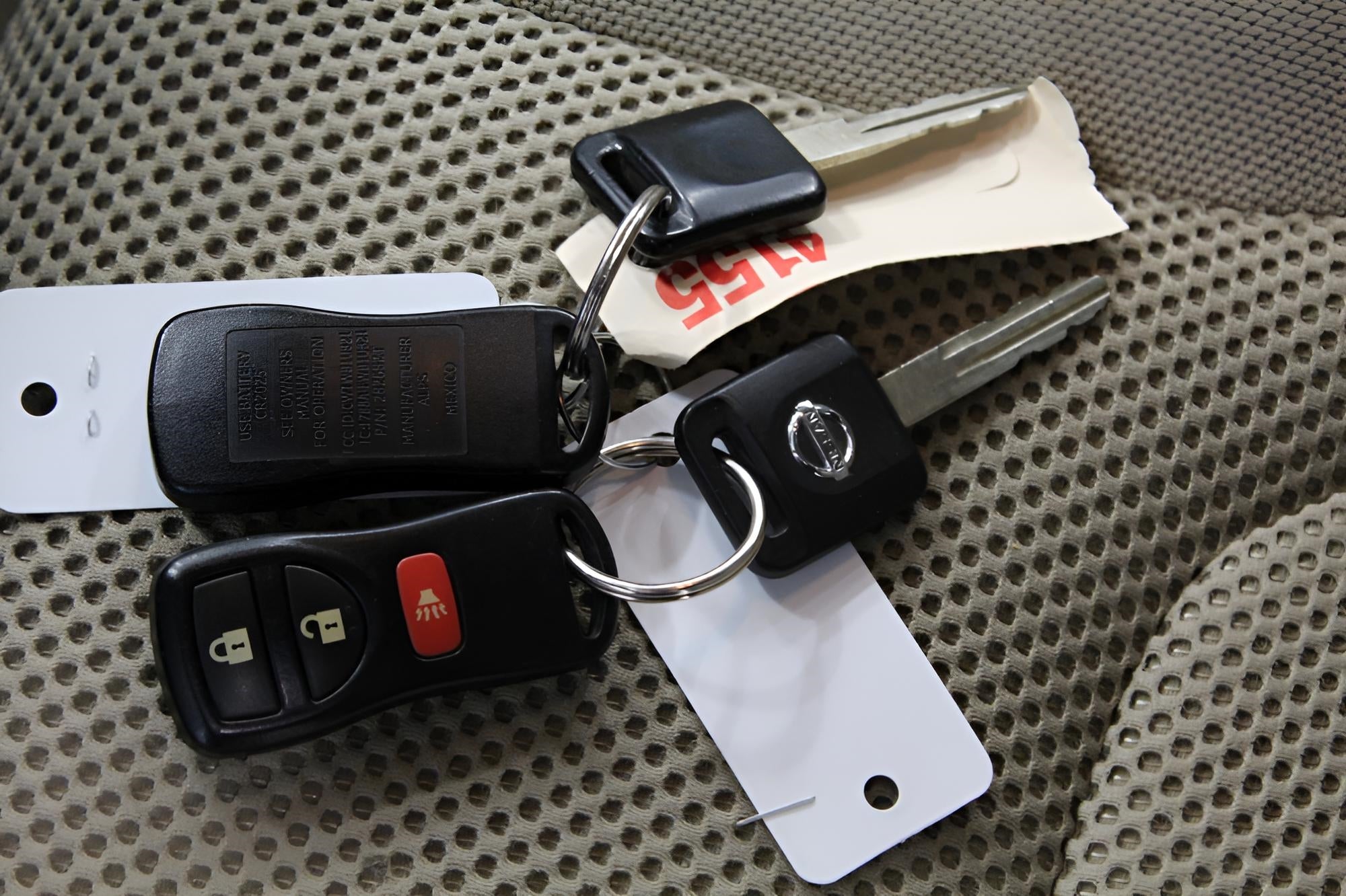 2012 Nissan FRONTIER CREW CAB