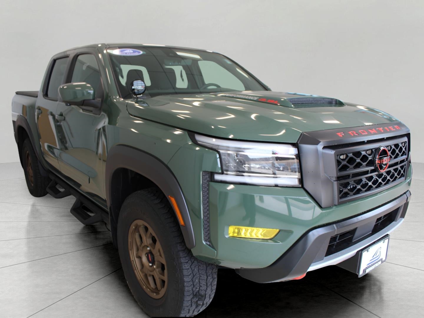 2024 Nissan FRONTIER CREW CAB