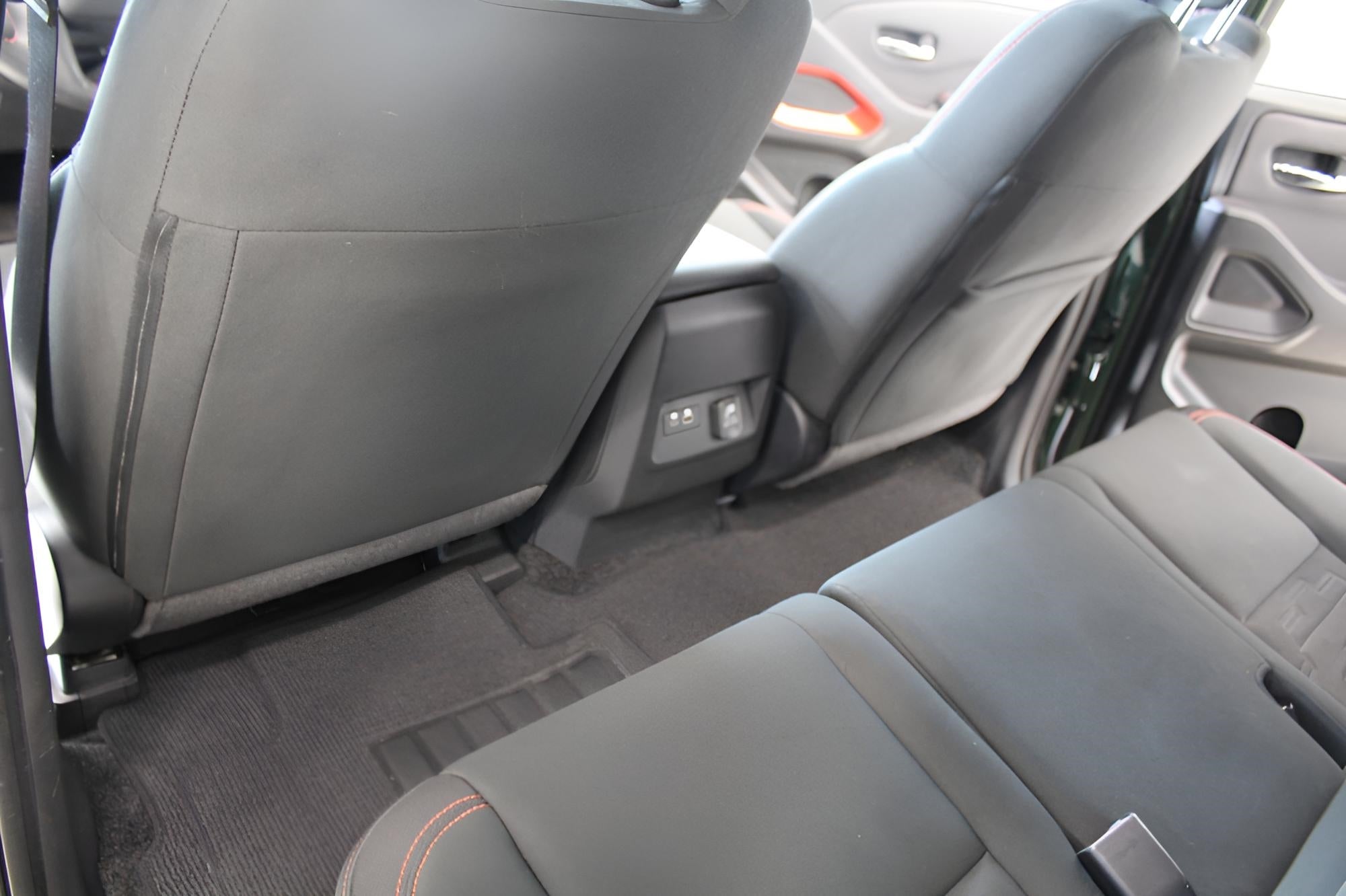 2024 Nissan FRONTIER CREW CAB