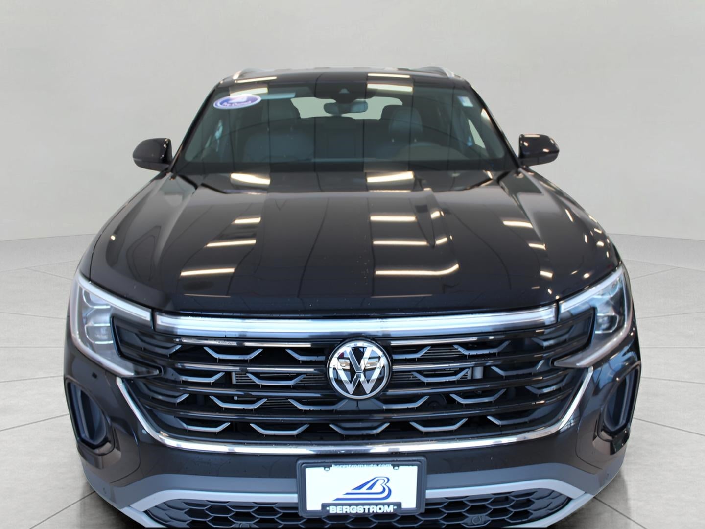 2024 Volkswagen Atlas Cross Sport 2.0T SE w/Technology 4MOTION