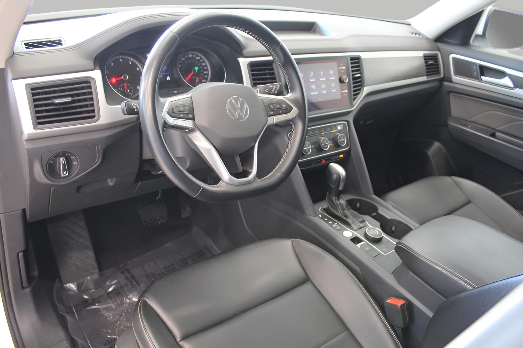 2021 Volkswagen Atlas 2021.5 3.6L V6 SE w/Technology 4MOTION