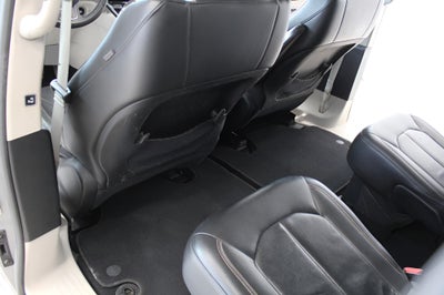 2017 Chrysler Pacifica Touring-L FWD