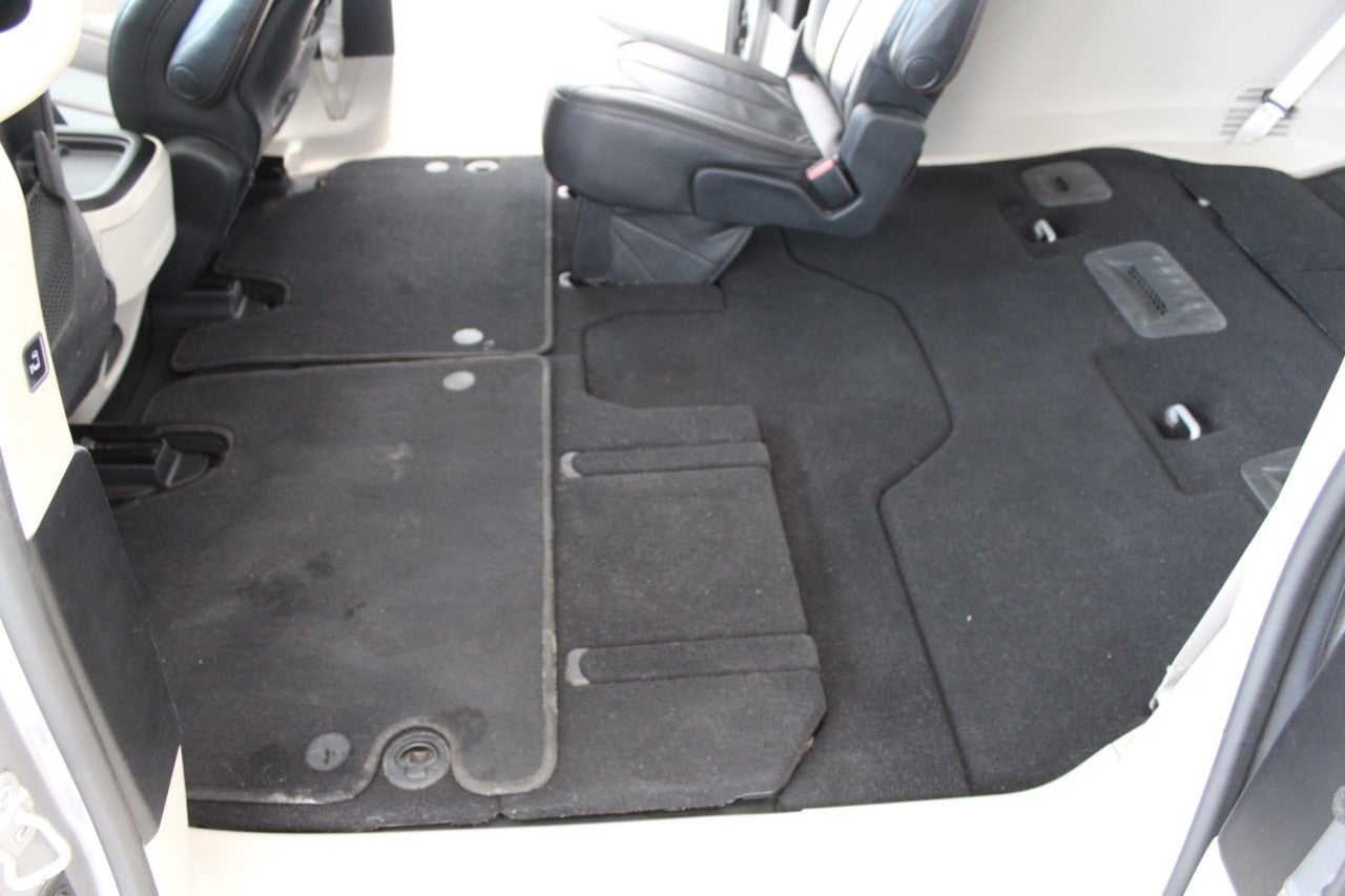 2017 Chrysler Pacifica Touring-L FWD