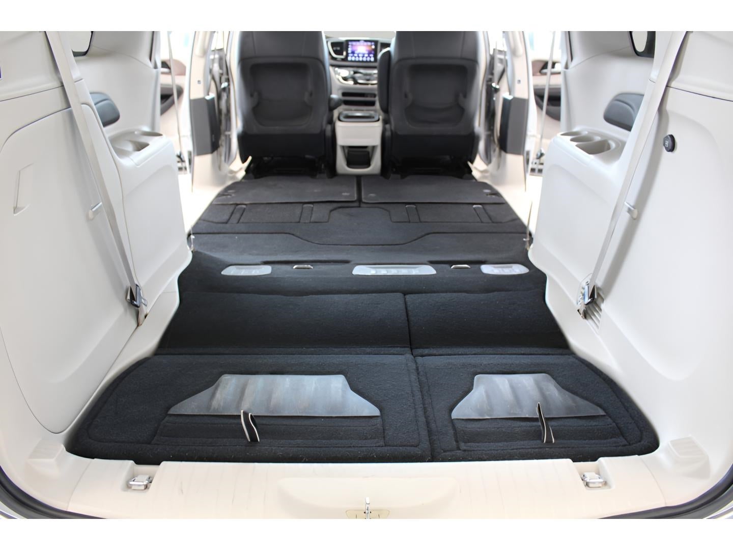 2017 Chrysler Pacifica Touring-L FWD