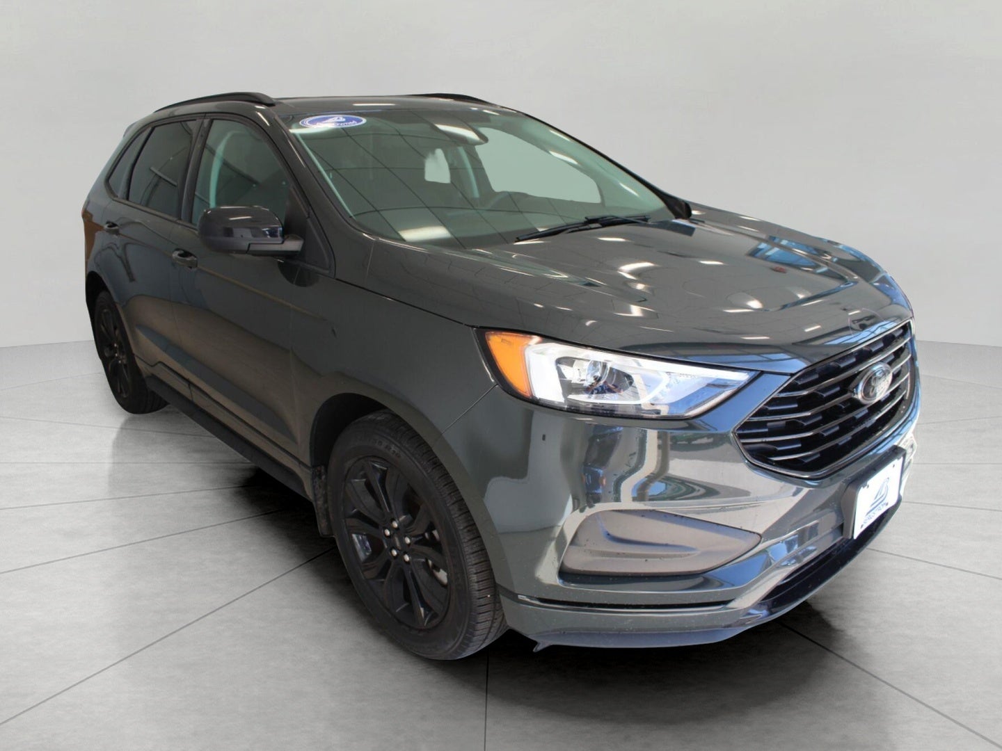 2022 Ford Edge SE AWD