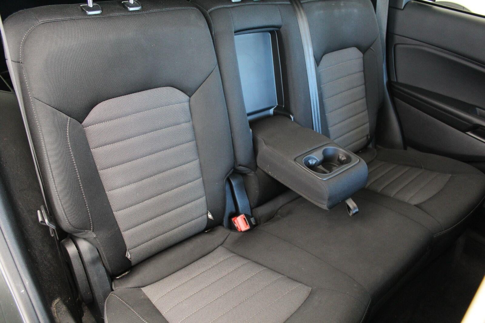2022 Ford Edge SE AWD