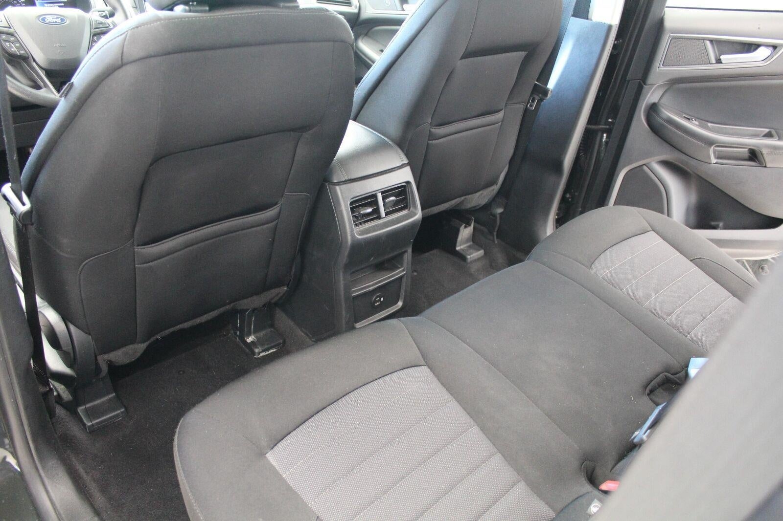 2022 Ford Edge SE AWD