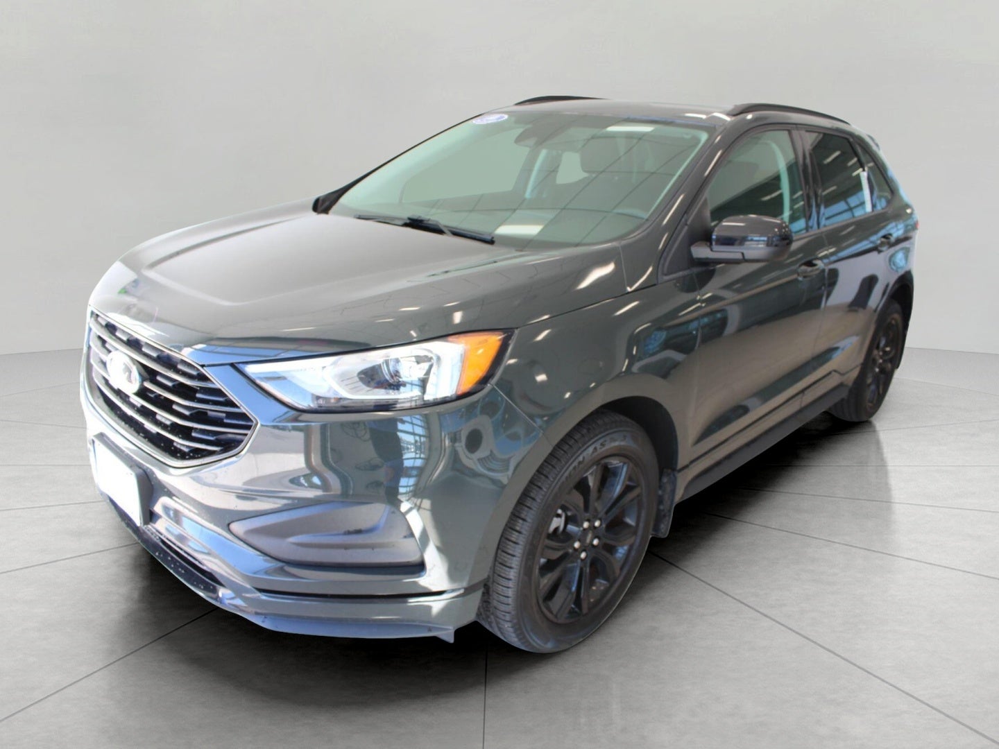 2022 Ford Edge SE AWD