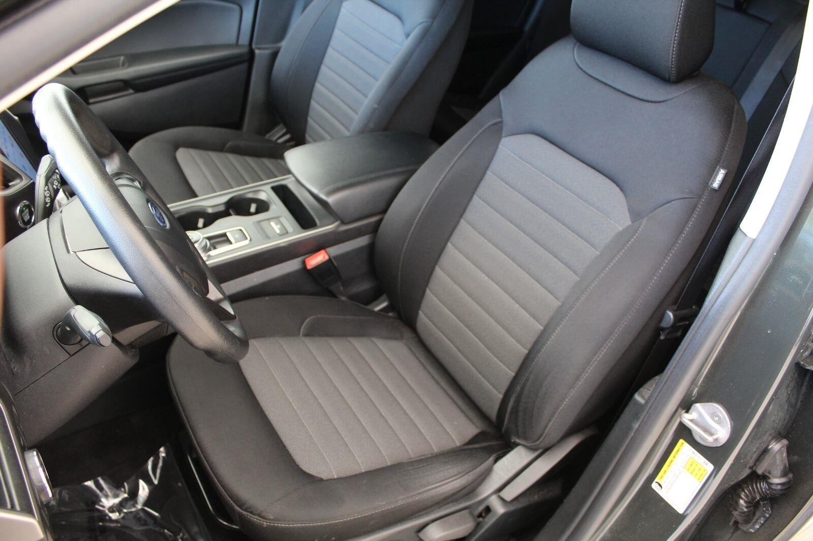 2022 Ford Edge SE AWD