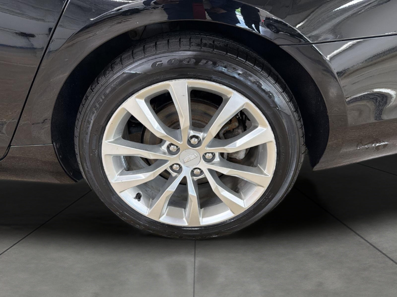 2017 Cadillac XTS 4dr Sdn Luxury AWD