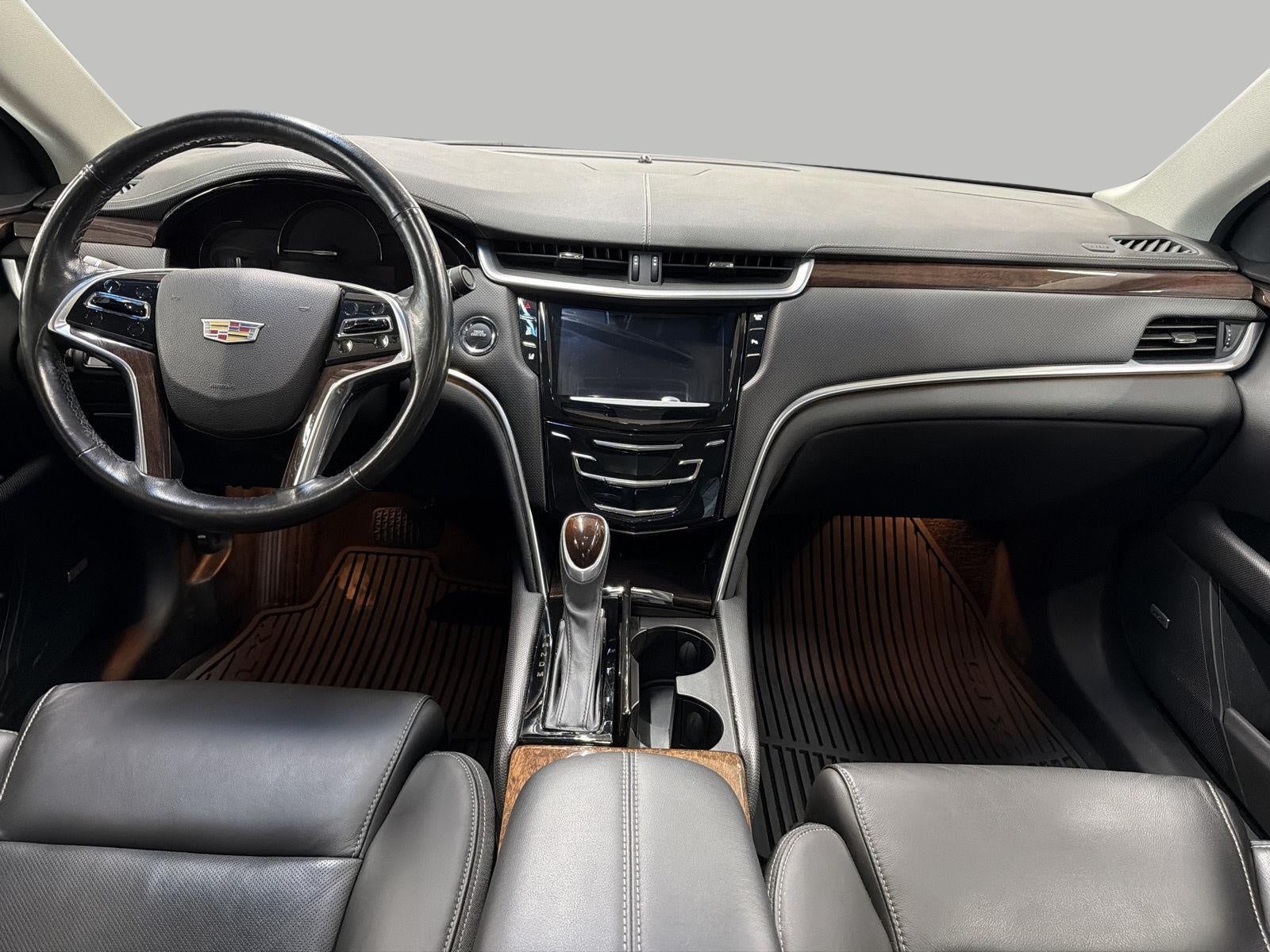 2017 Cadillac XTS 4dr Sdn Luxury AWD