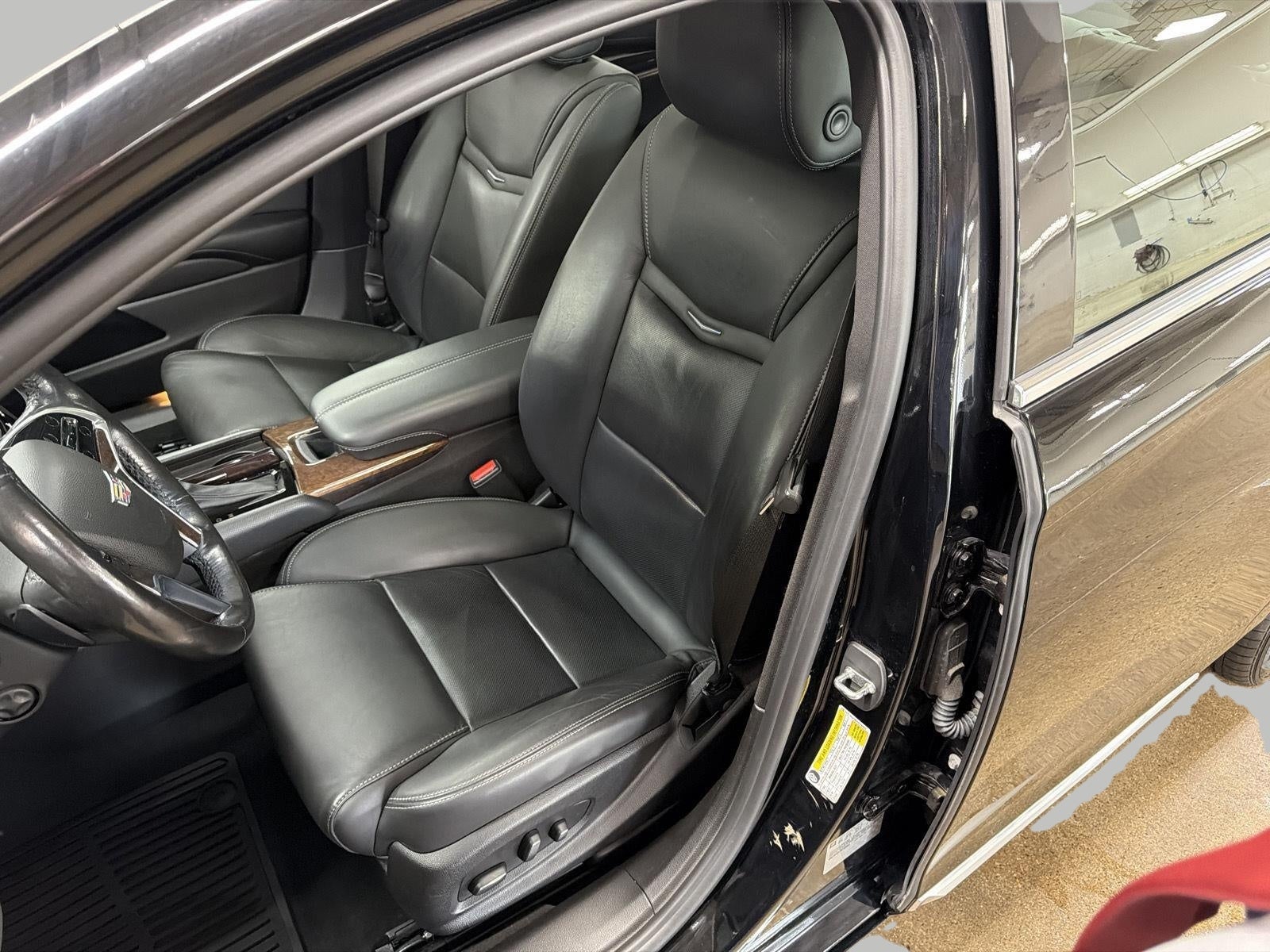 2017 Cadillac XTS 4dr Sdn Luxury AWD