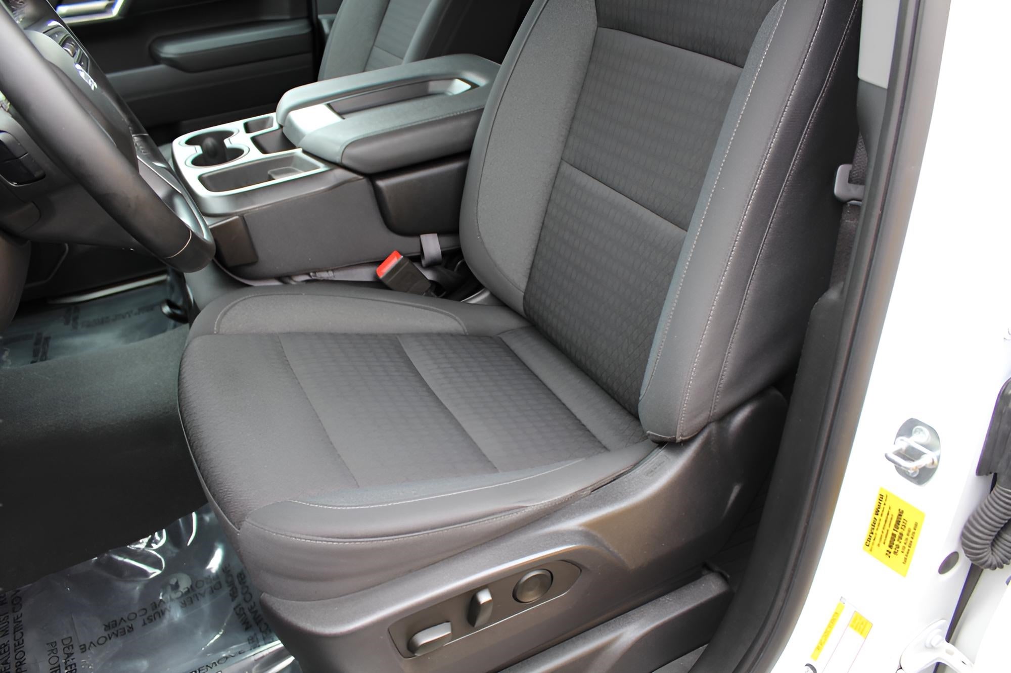 2023 Chevrolet Silverado 1500 4WD Crew Cab 147 LT Trail Boss