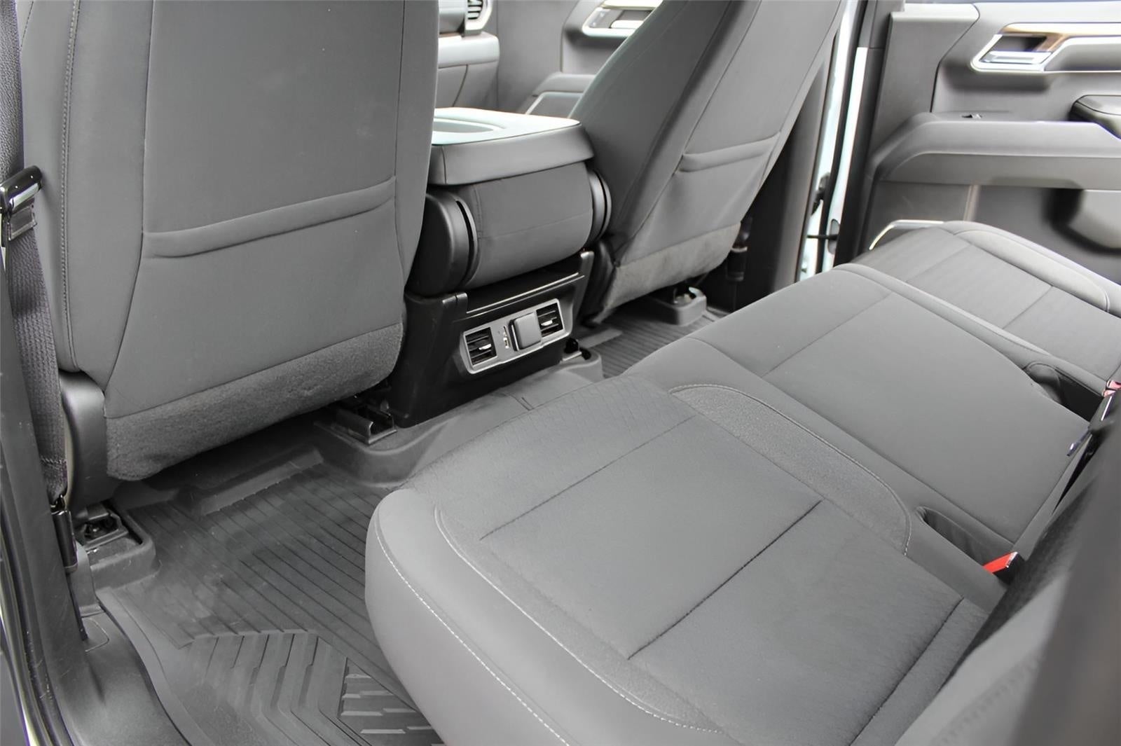 2023 Chevrolet Silverado 1500 4WD Crew Cab 147 LT Trail Boss