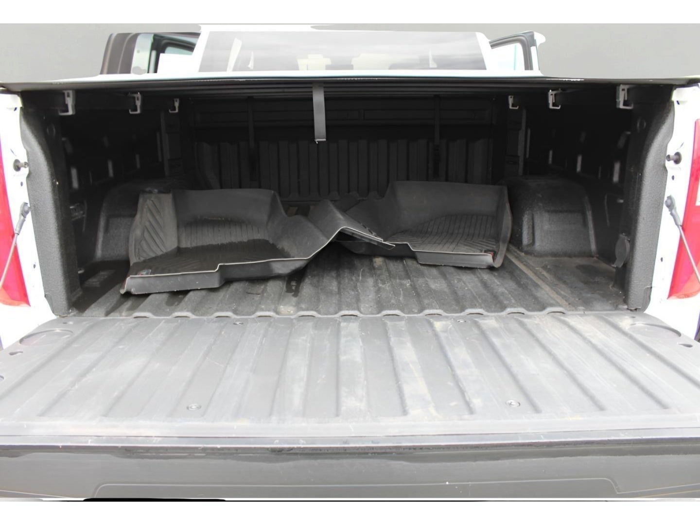 2023 Chevrolet Silverado 1500 4WD Crew Cab 147 LT Trail Boss