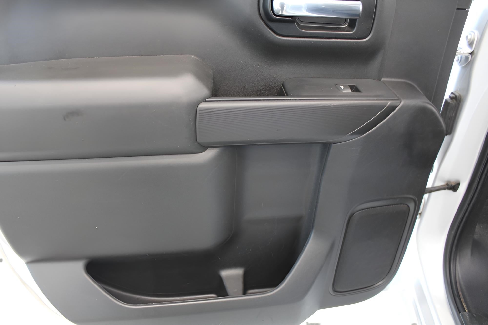 2022 Chevrolet Silverado 1500 LTD 4WD Crew Cab 147 LT w/2FL