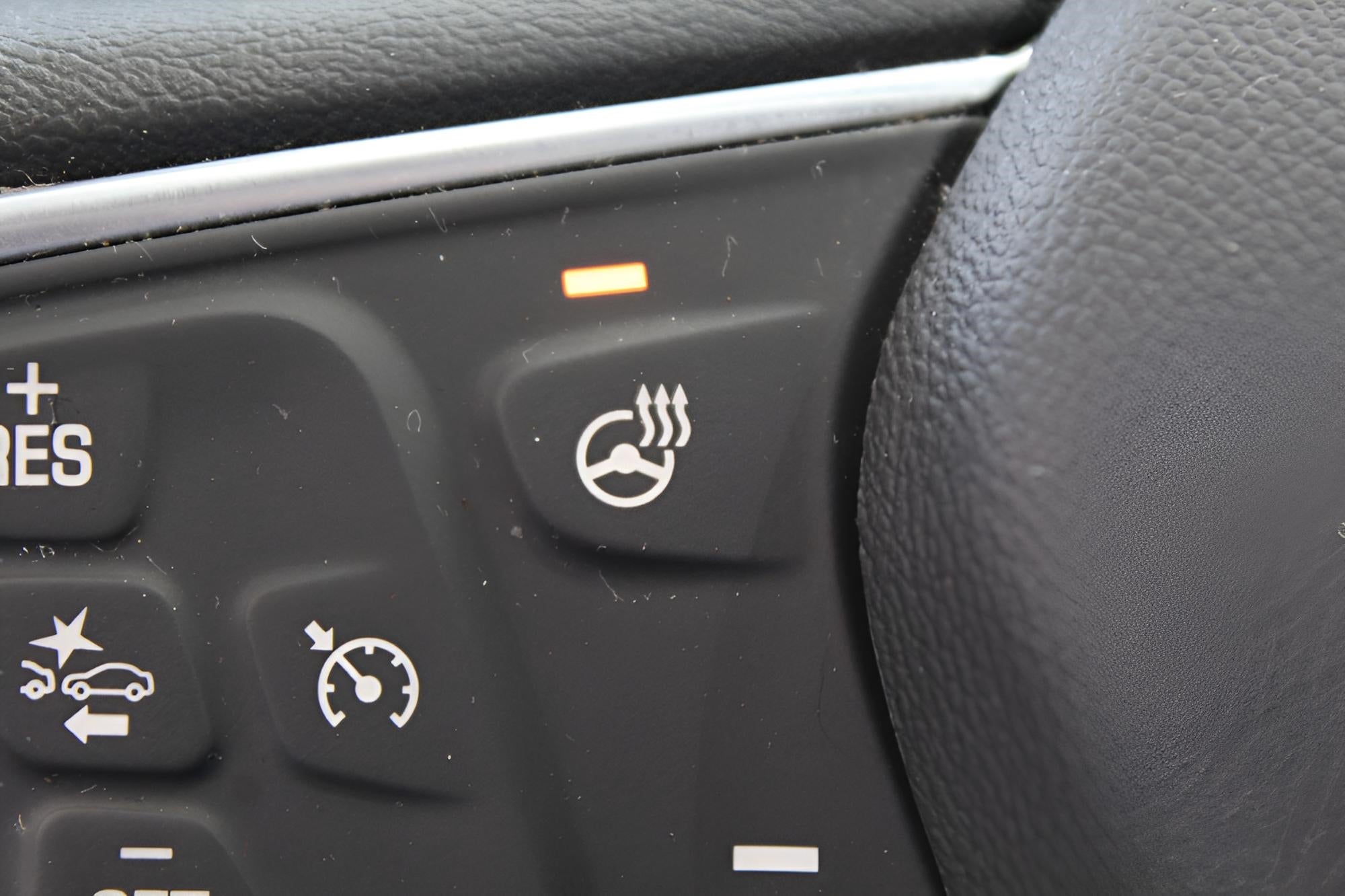 2023 Chevrolet Equinox AWD 4dr Premier