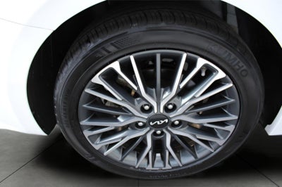2024 Kia Forte GT-Line IVT